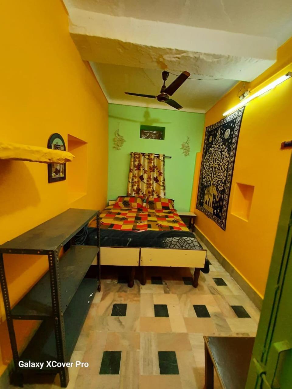Shiva Guest House Puskár Szoba fotó